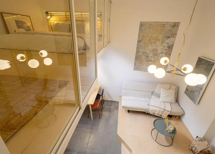 Διαμέρισμα Rentero Designer Petite Stay,